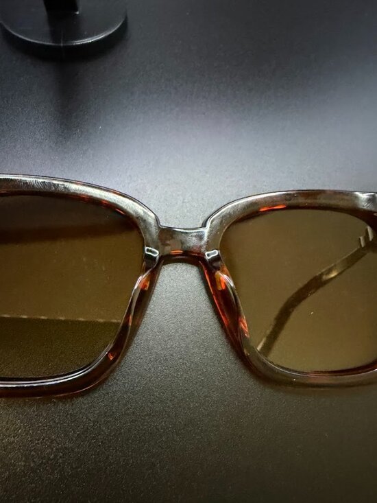 Luxury Pearl Accent Oversized Cat Eye Sunglasses Brown Gradient main image 7